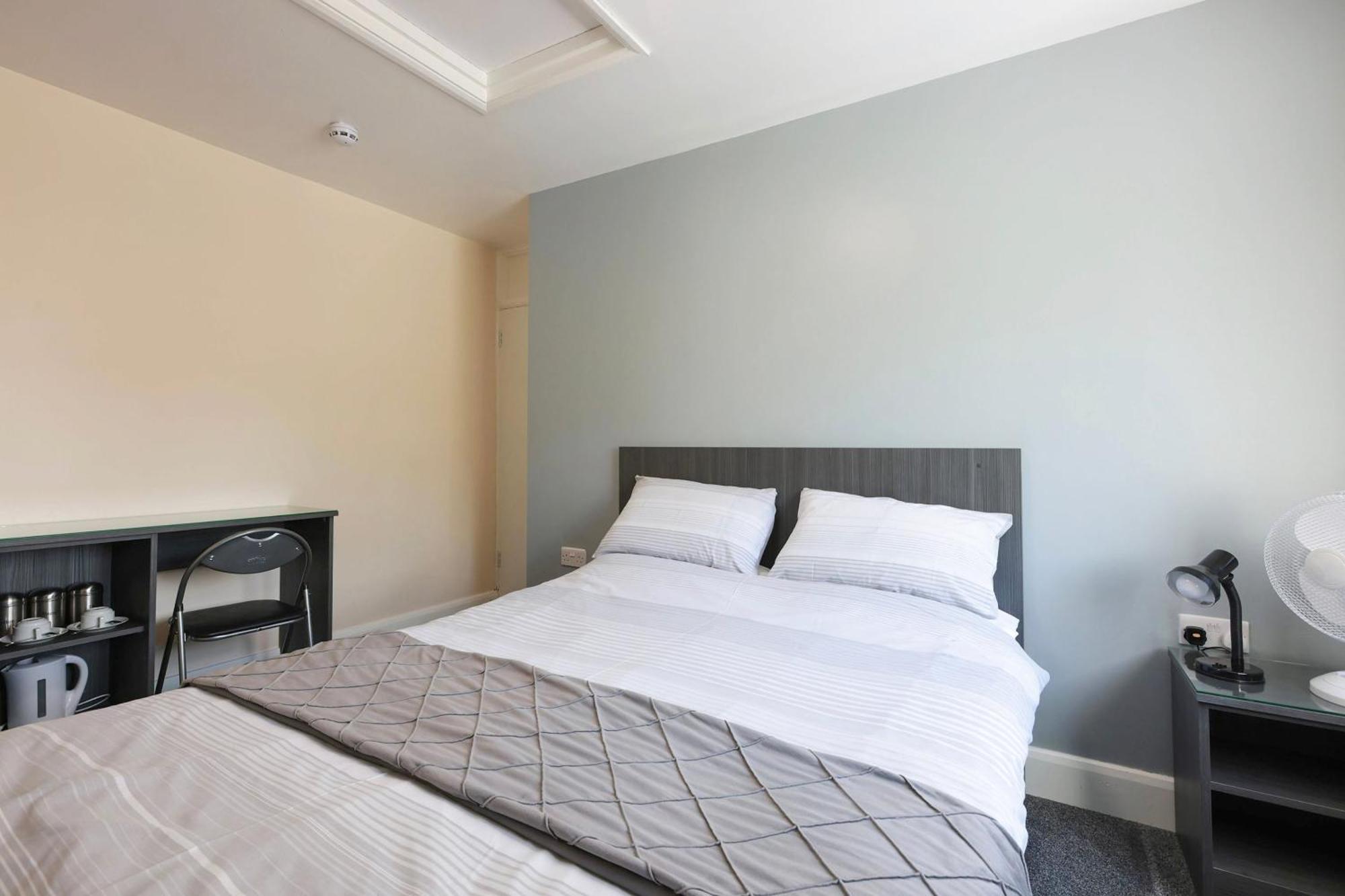 Oyo Honeycroft Lodge Uxbridge Exteriér fotografie